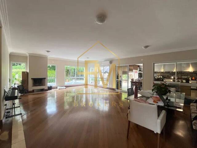 Casa para Venda em Santana de Parnaíba - 5