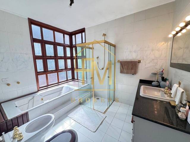 #CA0027 - Casa para Venda em Santana de Parnaíba - SP