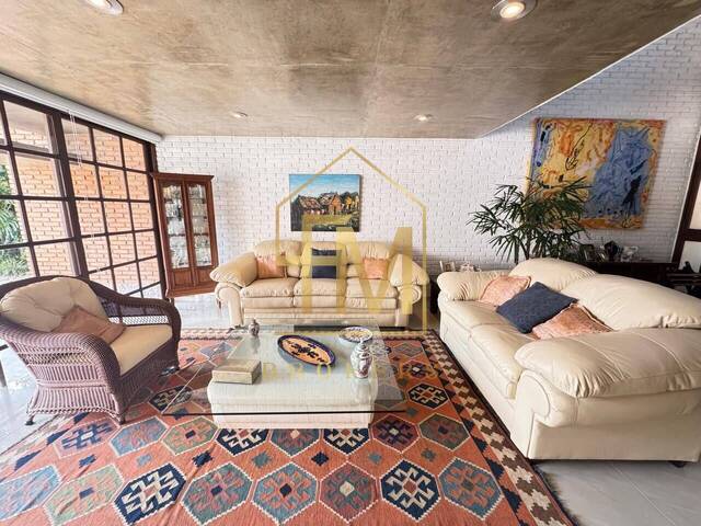 #CA0034 - Casa para Venda em Santana de Parnaíba - SP