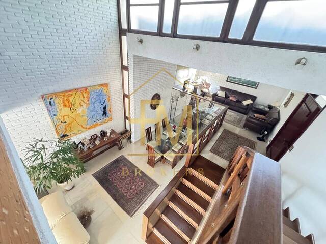 Casa para Venda em Santana de Parnaíba - 5