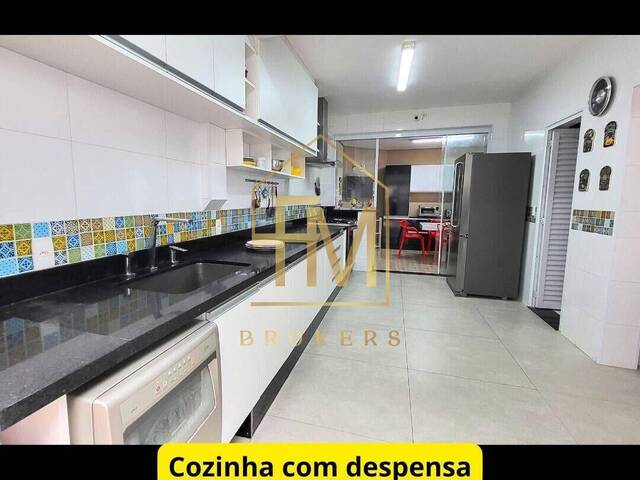 #CA0037 - Casa para Venda em Santana de Parnaíba - SP